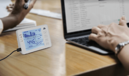 Monitor calitate aer cu senzor CO2