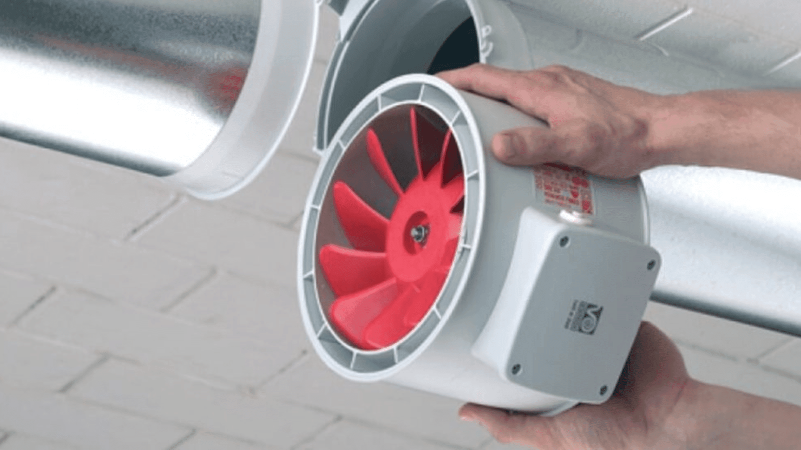 Ventilatoare pentru tubulatura